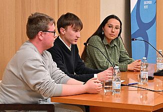 Pogovorni večer MOSP in DSI o tem ali naj naši mladi študirajo v Sloveniji