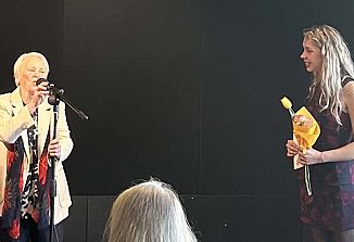 Prva podelitev nagrade Igorja Pahorja odpira vrata mladim v gledališču