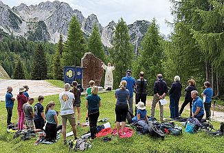 KAOS na Svetih Višarjah: pol stoletja zaveze in spominov