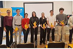 Slovenskim študentom podelili nagrade po Marku Stavarju in Mihaelu Flajbanu