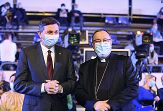 Na dobrodelnem koncertu Klic dobrote zbrali skoraj 218 tisoč evrov za družine v stiski