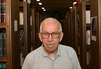 V večnost je odšel dr. Janez Arnež