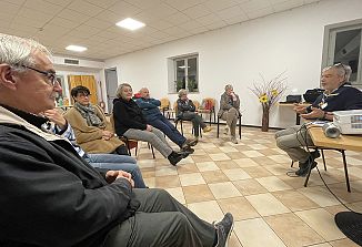In nastal je … KAOS