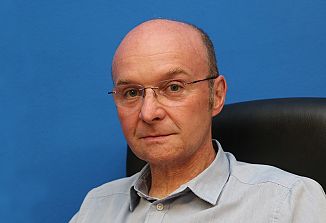 Zdaj pa pogumno naprej!