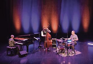 Jazzovski islandski “Sunna Gunnlaugs trio” je navdušil publiko centra Bratuž v Gorici