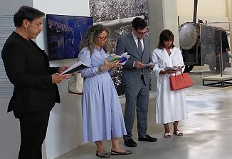 Predstavitev nove sezone SSG, v gledališče prihajajo (ne)mirne duše