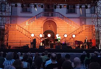 Ameriška kantavtorica Cat Power v Vidmu pela legendarnega Boba Dylana