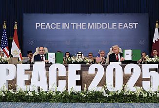 Solze in aplavzi v zgodovinskem dnevu za Izrael in Hamas, svoboda talcem in podpis mirovne deklaracije