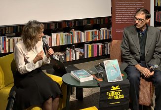 Zadnjo knjigo Cristine Noacco predstavili tudi v Kavarni knjigarni Maks