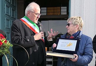 V Štandrežu praznovanje vaškega patrona in podelitev priznanja KLAS Majdi Mozetič Makuc