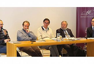 Simpozij o liturgični glasbi v Komelovi dediščini in pri sodobnih skladateljih