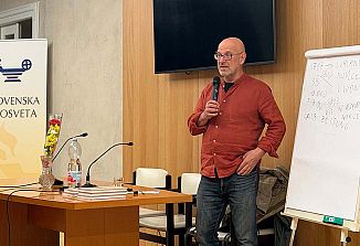 Dr. Bernard Nežman je na večeru DSI spregovoril o vlogi slovenskih medijev skozi čas