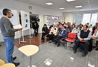 V sežanski knjižnici o ženski toponomastiki