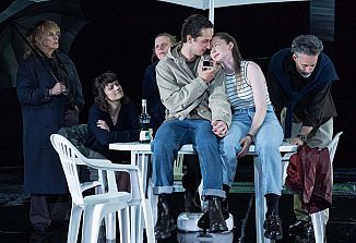 Ambiciozna uprizoritev kompleksne  in sodobne drame