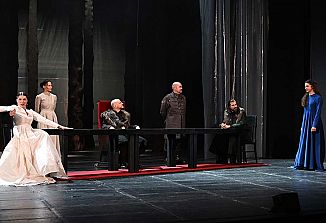 Nova premiera Slovenskega stalnega gledališča, odrska pripoved o Veroniki Deseniški