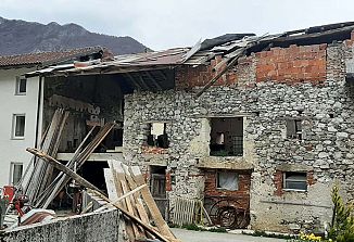 Začelo se je sestavljanje zapletene povolilne sestavljanke