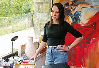 Med tišino vinogradov in govorico barv, kjer svetloba pripoveduje novo zgodbo