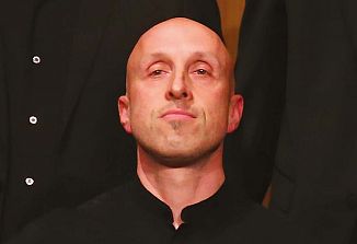 Dirigent David Bandelj o posebni energiji moškega petja