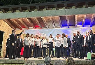 Srečanje prijateljev in nosilcev kulturne dediščine na pevskem večeru Od Mačkolj do Devina