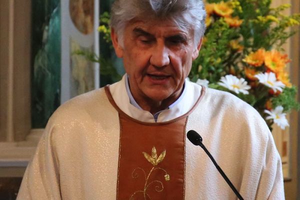 župnik Marijan Markežič